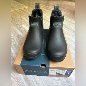 NEW Pendleton Women Chelsea Rain Boots